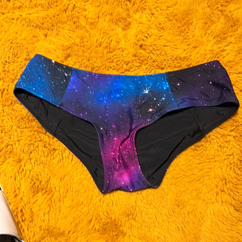 Rave bottoms